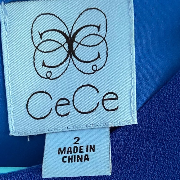 Simple dress - Picture 4 of 4